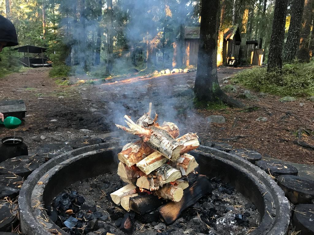 Stf Kolarbyn Eco-Lodge Скиннскаттеберг Экстерьер фото